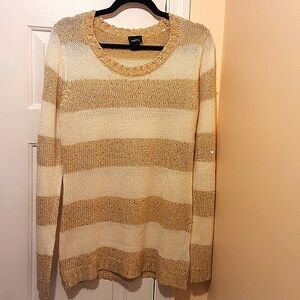 RUE 21 Gold Sequence Sweater Size:  XL
